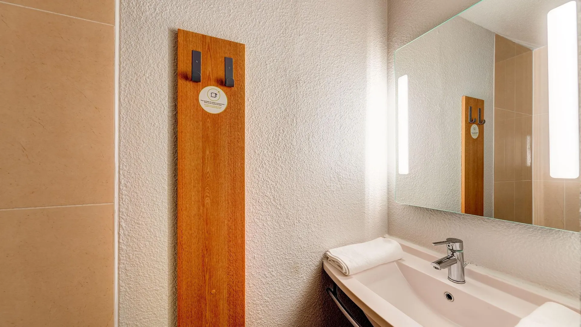 B&B Hotel Saint-Witz